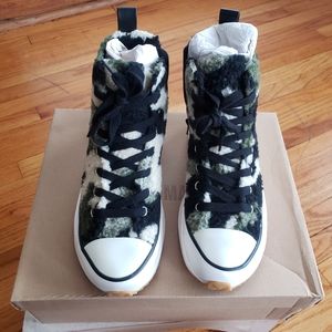 Steve Madden women sneakers